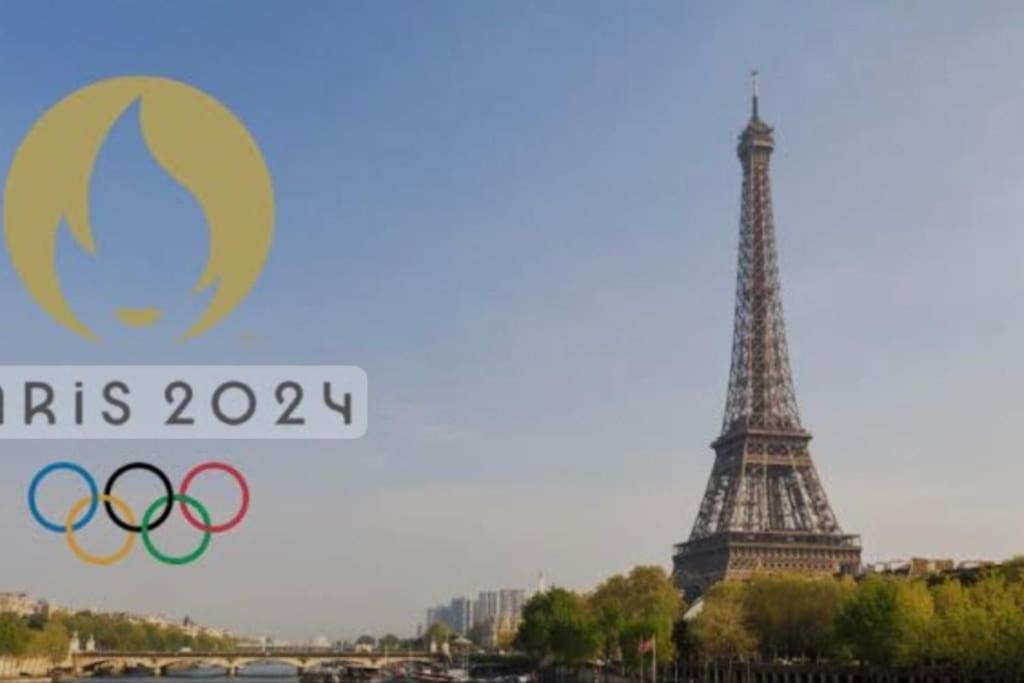 Wondersuite Appartement - Centre Ville Avec Parking Couvert -15Mn De Paris Et 10 Mn De Stade De France, Wifi, Netflix Deuil-la-Barre Zewnętrze zdjęcie
