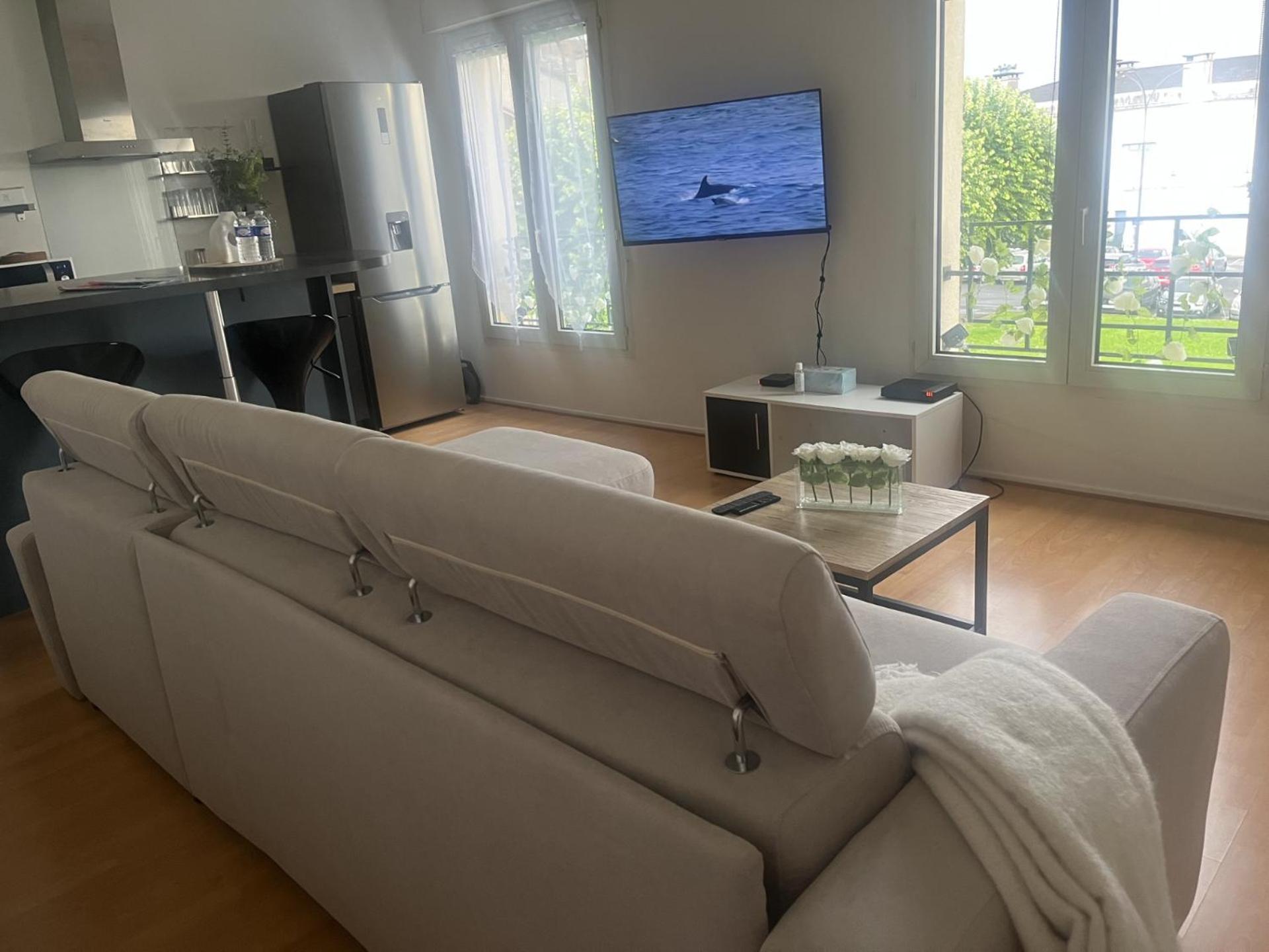 Wondersuite Appartement - Centre Ville Avec Parking Couvert -15Mn De Paris Et 10 Mn De Stade De France, Wifi, Netflix Deuil-la-Barre Zewnętrze zdjęcie
